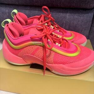 USED Size 10 Don Issue 6 Red Haribo